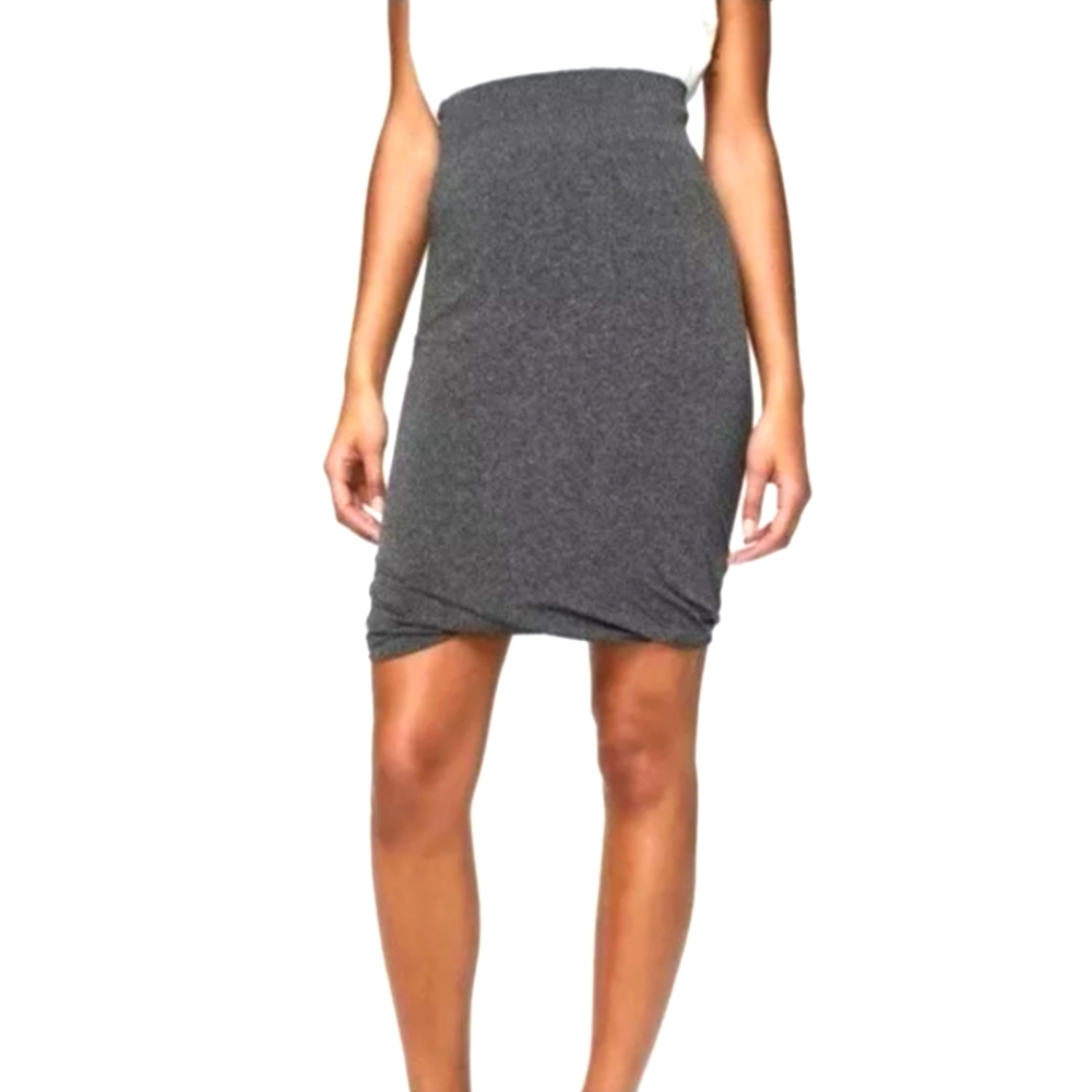 Lululemon Boulevard Bliss Skirt “love live and let go” Heather Gray - size 4 ish